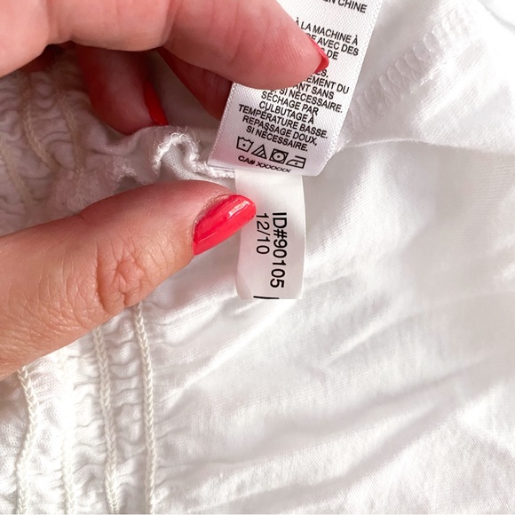 Express Floral Smocked Embroidered Flutter Sleeve Tee White Small INV222 - Picture 4 of 11